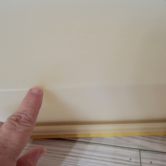 Tupperware 9×13 Cake Storage Container. Yellow Base Opaque Lid - Picture 14 of 15